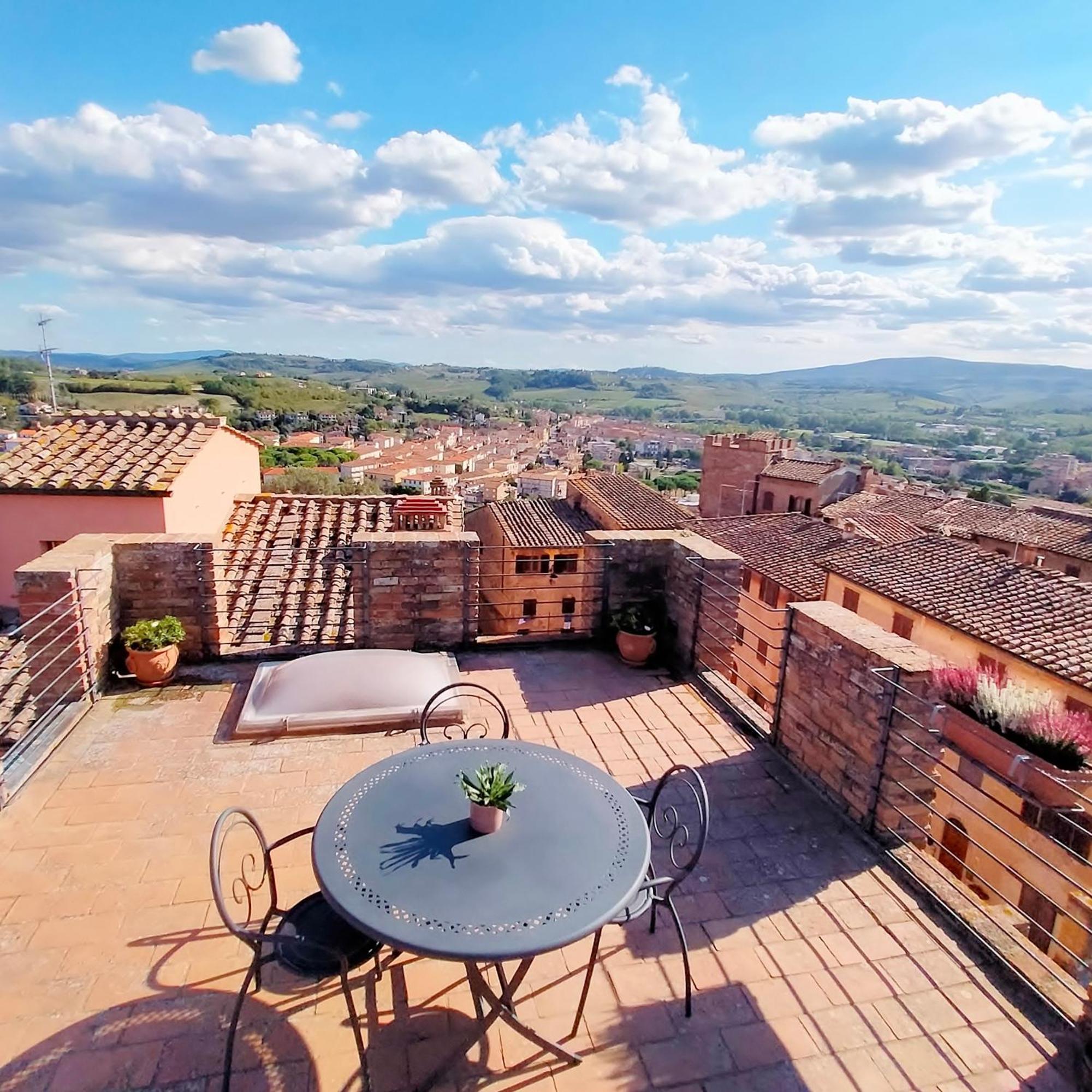 Palazzo Stiozzi Ridolfi Apartman Certaldo Kültér fotó