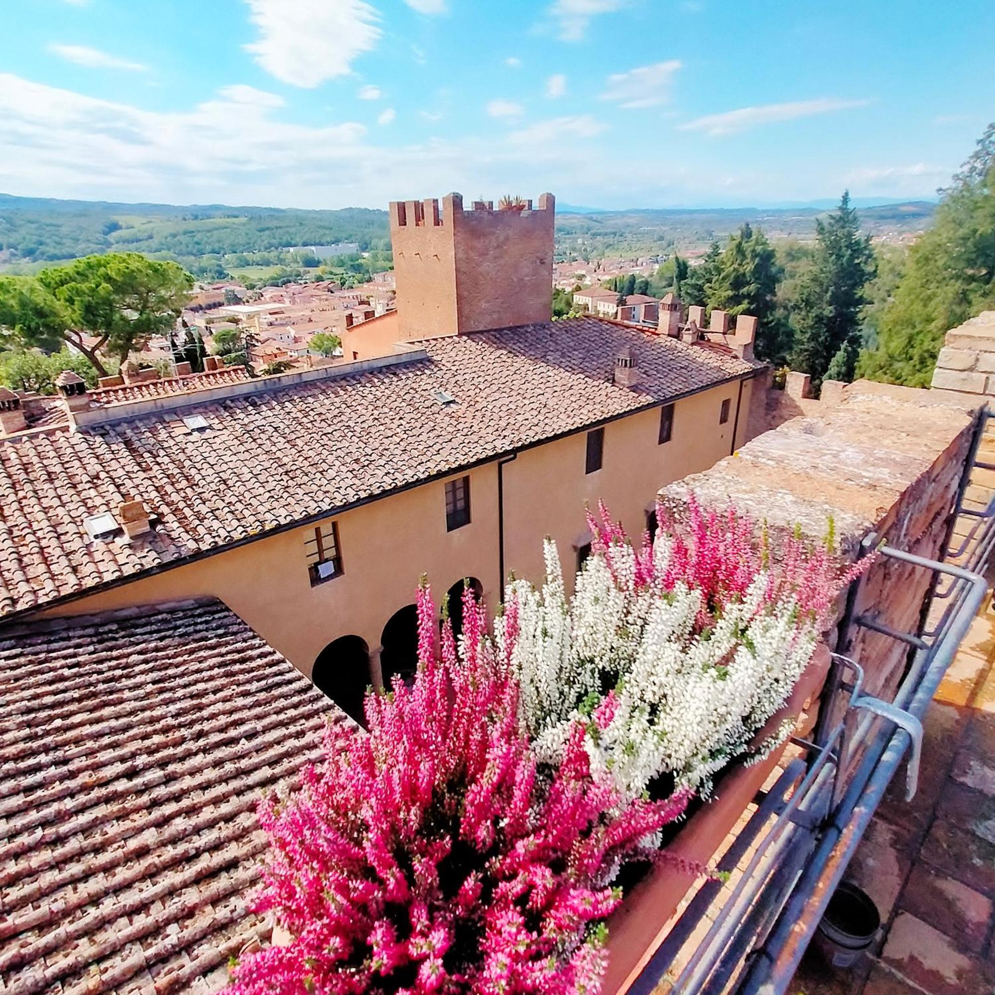 Palazzo Stiozzi Ridolfi Apartman Certaldo Kültér fotó