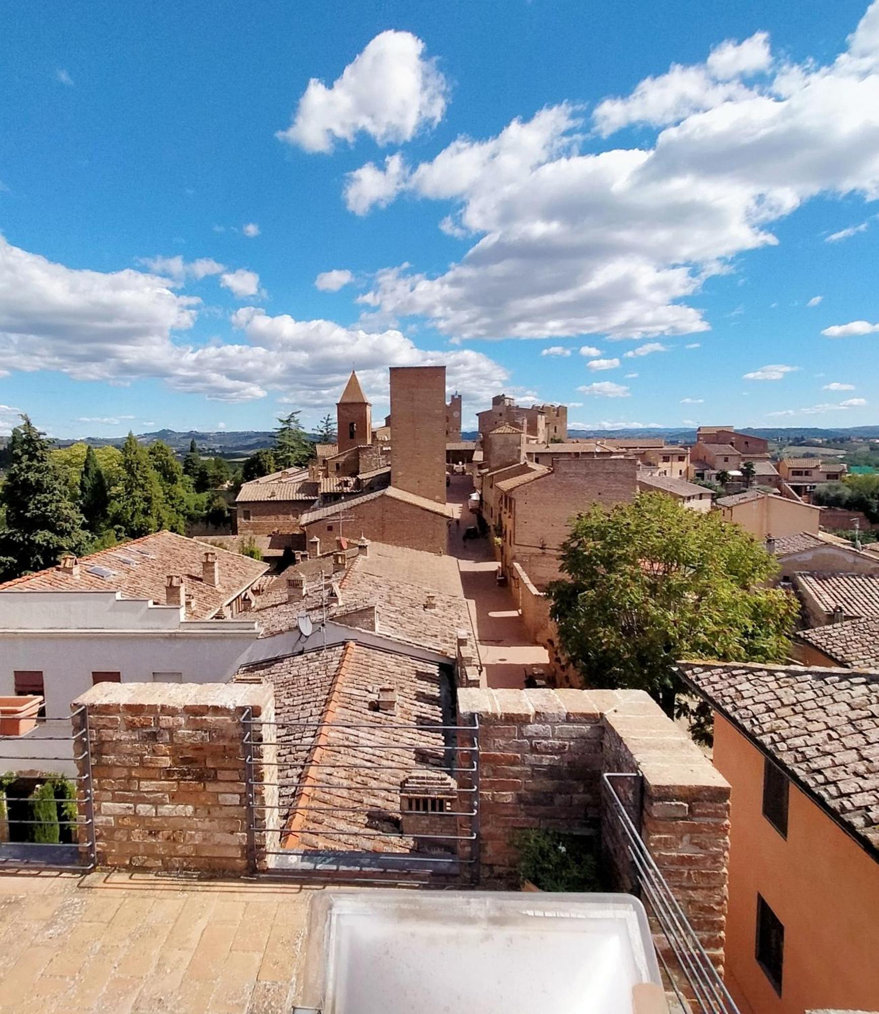 Palazzo Stiozzi Ridolfi Apartman Certaldo Kültér fotó