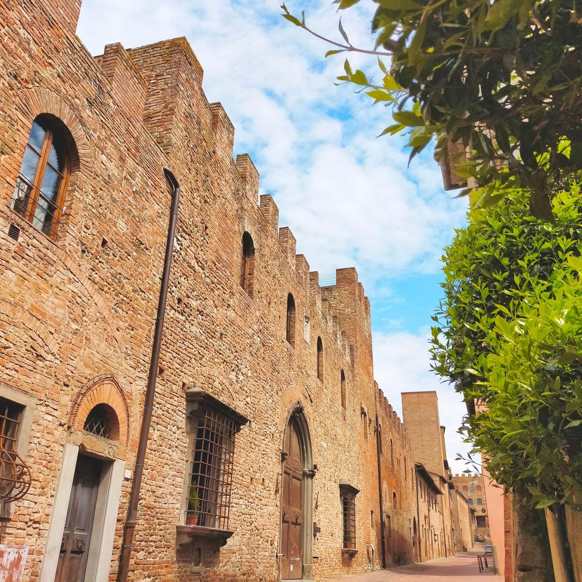 Palazzo Stiozzi Ridolfi Apartman Certaldo Kültér fotó